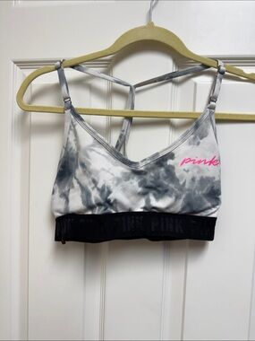 PINK Victoria's Secret Ultimate Sport lightly lined Bra